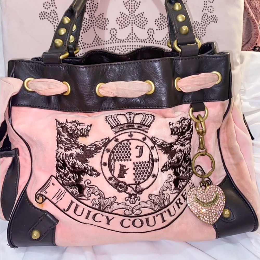 SOLD ‼️‼️Vintage Pink Juicy Couture Daydreamer
